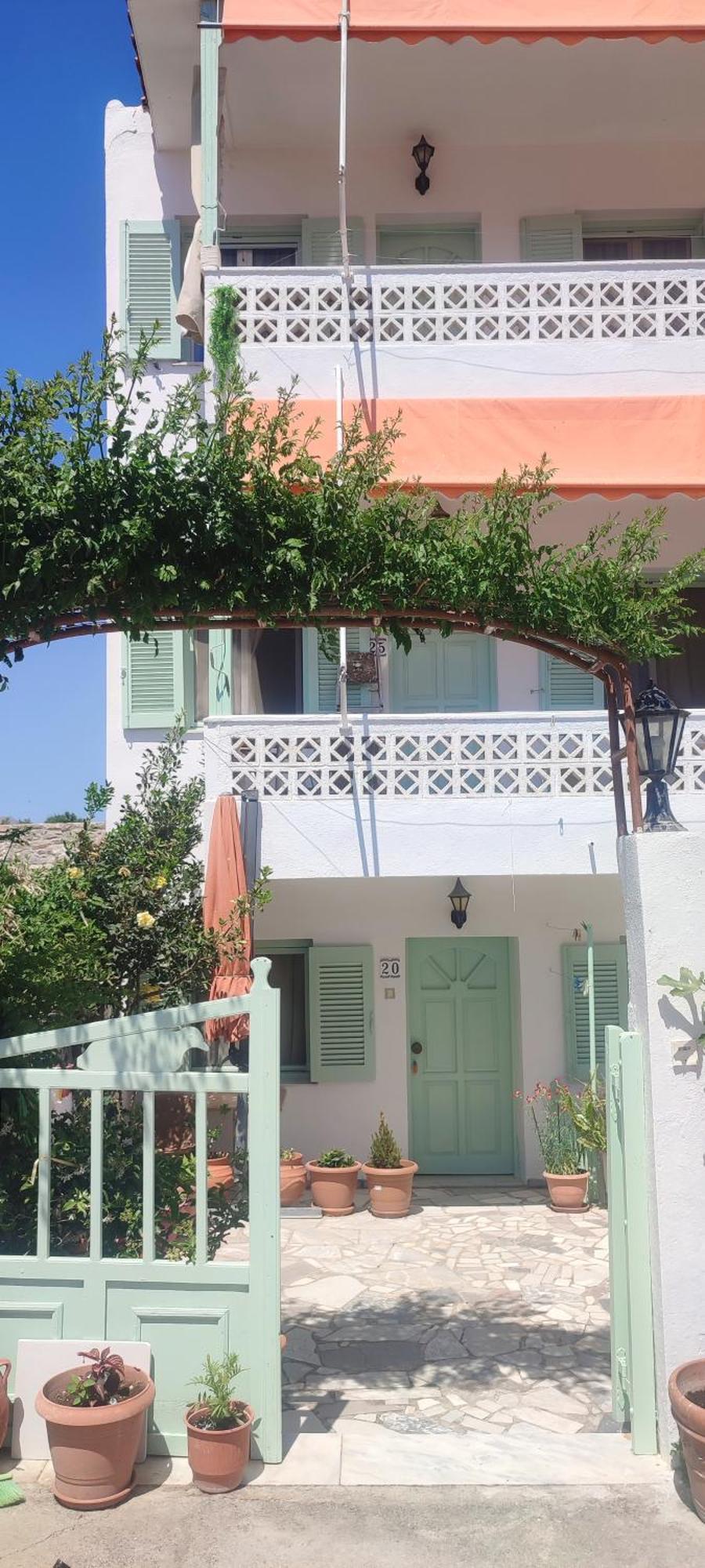 سكالا إيريسو Krinelos Rooms المظهر الخارجي الصورة